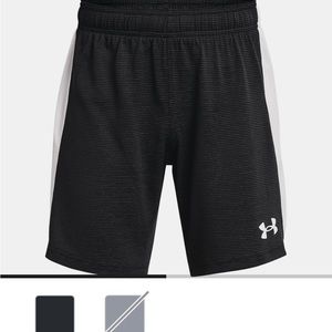 NWOT Medium Boys Under Armour Shorts